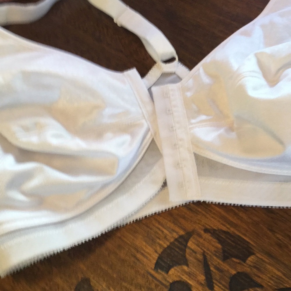 Jodee White Front hooks